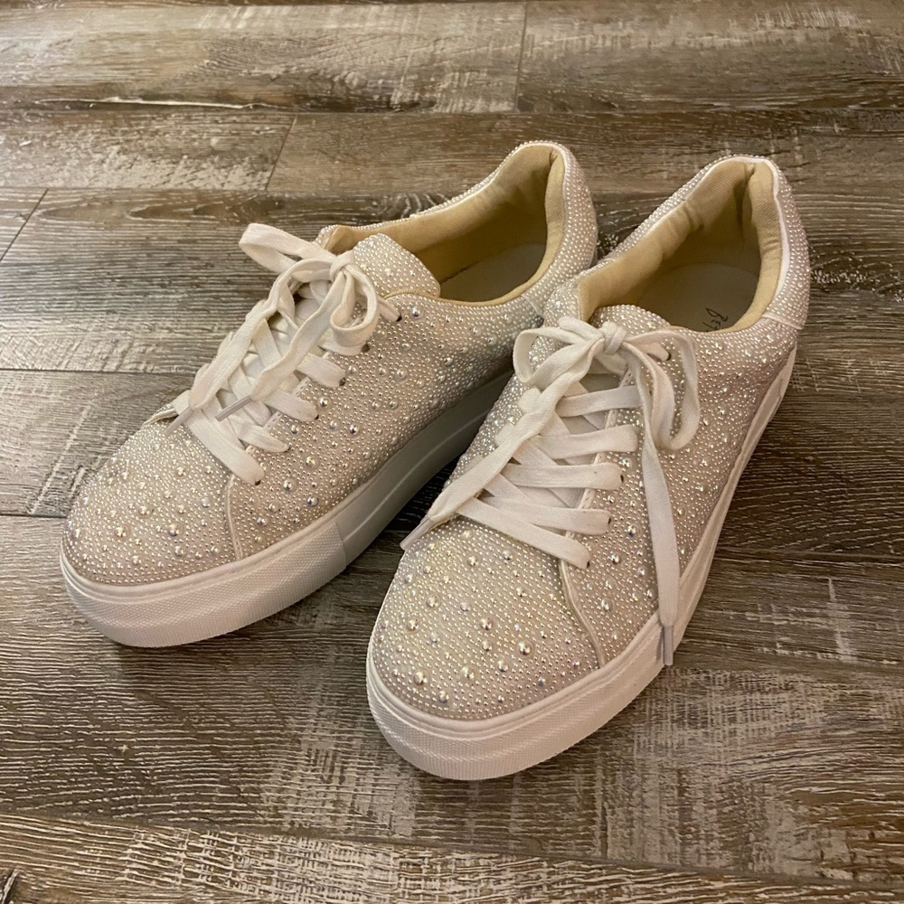 Rhinestone BETSEY JOHNSON Sydney Platform Sneaker Size 9M